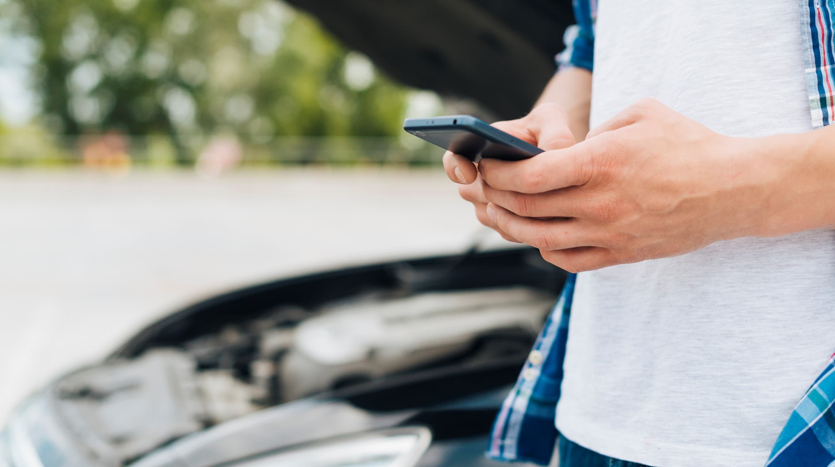 Una aseguradora mejora la experiencia de sus clientes con un asistente digital en WhatsApp